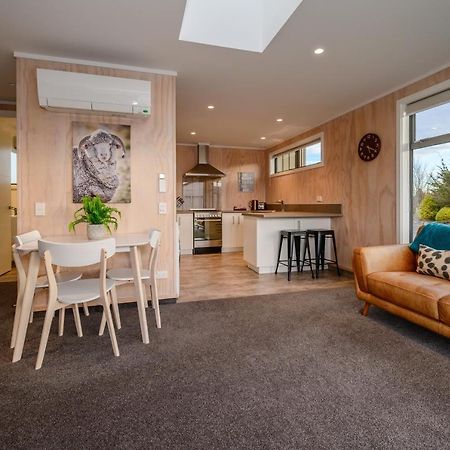 Starlight Townhouse Villa Twizel Exteriör bild